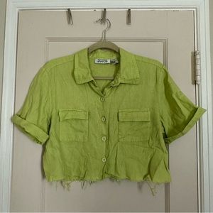 Vintage green linen hand cropped collared shirt 💚